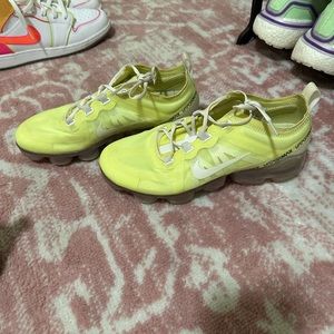 Nike vapormax size 7.5 women’s